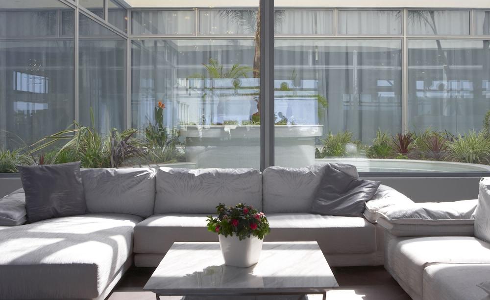 Atrium Platinum &